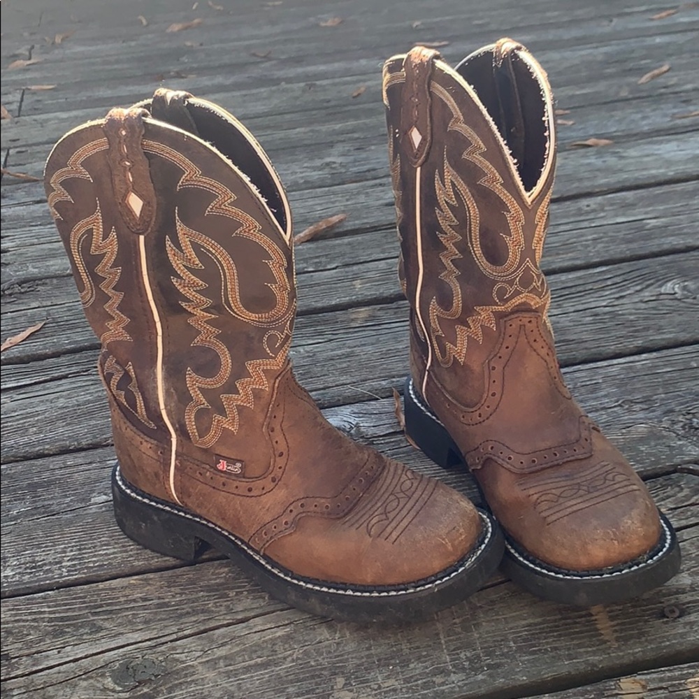 Justin boots size 6b